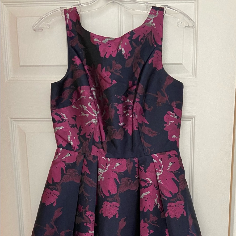 Eliza J Dress like new in mint condition